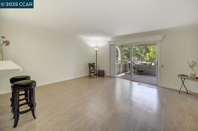 4033 Terra Granada Dr, Walnut Creek CA: https://media.crmls.org/mediaz/c855db62-06c3-4877-a4f7-3616b82acccd.jpg