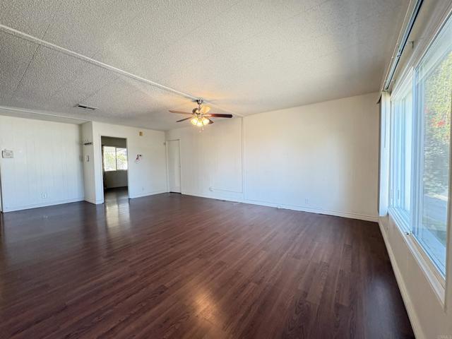 Detail Gallery Image 25 of 58 For 1490 S Orange Ave #127,  El Cajon,  CA 92020 - 2 Beds | 2 Baths