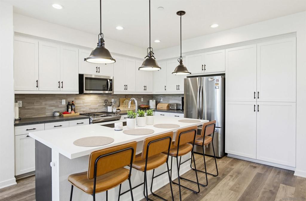 6074 Colt Pl - photo 8