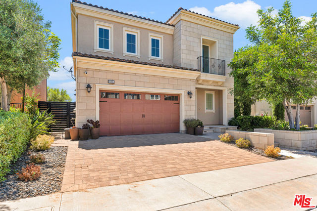 11945 Mirabel Way, Porter Ranch CA: https://media.crmls.org/mediaz/c857694d-1d01-470d-bb4c-603219a33757.jpg