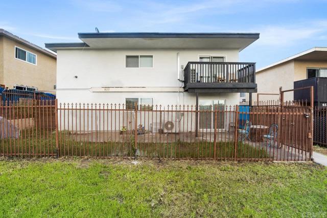 Image 1 of 25 For 937 Grand Avenue