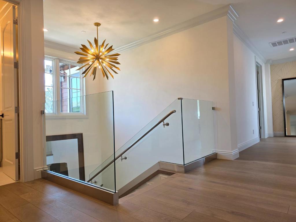 https://media.crmls.org/mediaz/c85871bc-d937-41ed-8e03-5df8b1bfe8ff.jpg?preset=X-Large