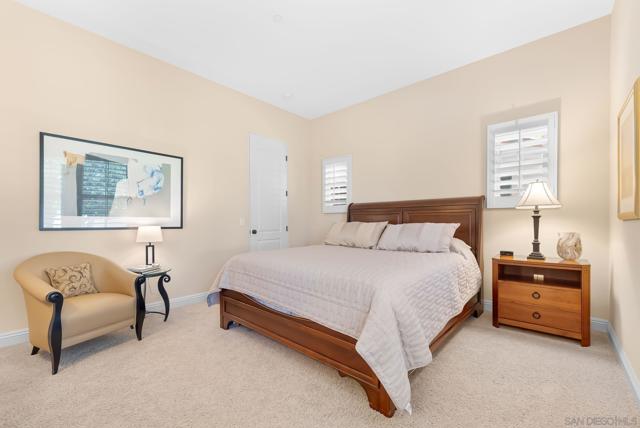17075 San Antonio Rose Ct, San Diego CA: https://media.crmls.org/mediaz/c858facc-c842-4157-8338-2b1819b23d80.jpg