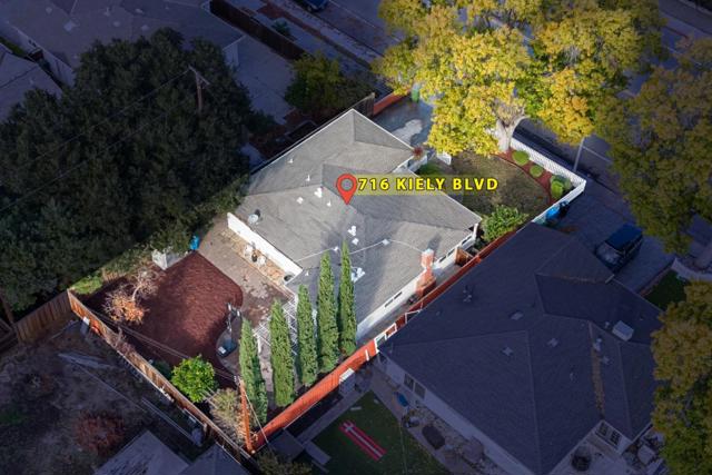 716 Kiely Boulevard, Santa Clara CA: https://media.crmls.org/mediaz/c8591dc0-f19f-4beb-8a4c-50280b65876b.jpg