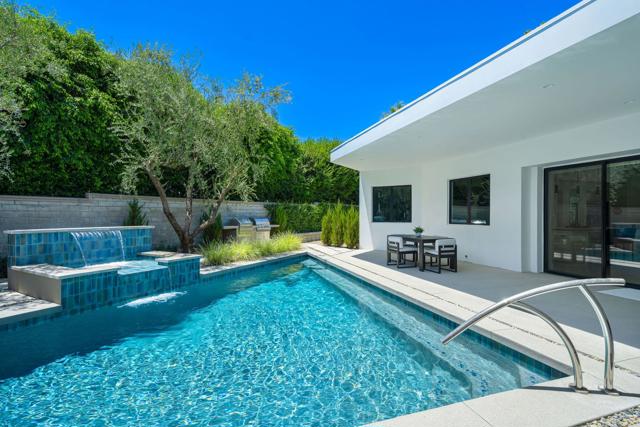 74846 Fox Hills Court, Palm Desert CA: https://media.crmls.org/mediaz/c859627f-552f-4d60-b031-114ed6de31eb.jpg