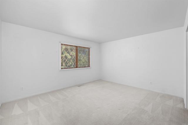1440 Forest Avenue, Carlsbad CA: https://media.crmls.org/mediaz/c859c73a-75cf-48a9-97f6-87a88169c454.jpg