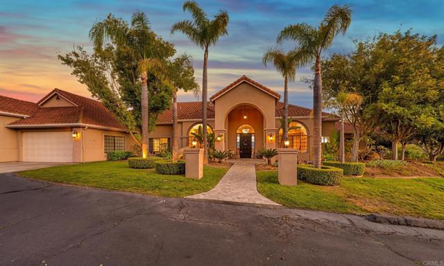 Detail Gallery Image 3 of 75 For 17780 Puerto Oro Ln, Ramona,  CA 92065 - 5 Beds | 5 Baths