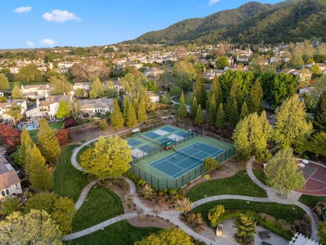 7531 Edinburgh Way, Gilroy CA: https://media.crmls.org/mediaz/c85d643b-5f73-489e-a56d-571b2b72b0da.jpg