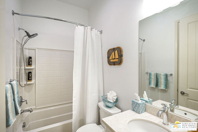 39220 Calle Negrete, Indio CA: https://media.crmls.org/mediaz/c85d7dcd-484d-4219-b599-7518ce604c71.jpg