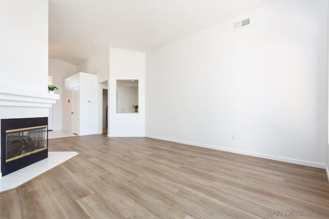 2334 Columbine Dr, Alpine CA: https://media.crmls.org/mediaz/c85eccee-1ea8-4d59-885f-e461c9ebbb49.jpg