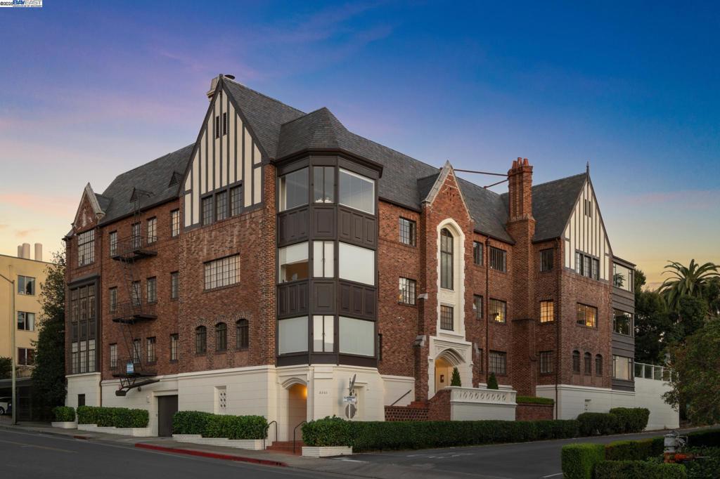 5301 BROADWAY TERRACE #8