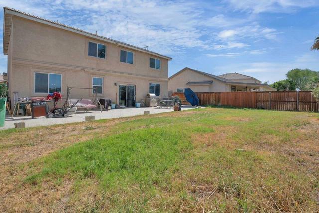 83554 Big Bear Place, Coachella CA: https://media.crmls.org/mediaz/c85f575f-4df3-4fd7-af7a-04777b317077.jpg