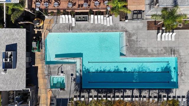 5925 Charlotte Dr, San Jose CA: https://media.crmls.org/mediaz/c86013d7-cb5c-4095-8480-82911de0cd9d.jpg