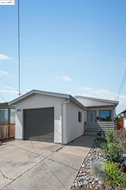 2835 Gaynor Ave, Richmond CA: https://media.crmls.org/mediaz/c866166d-8428-4704-8cc5-f60865b2a3a7.jpg