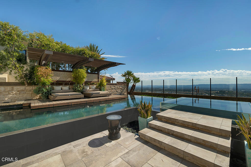 MLS #V1-32781 image #31