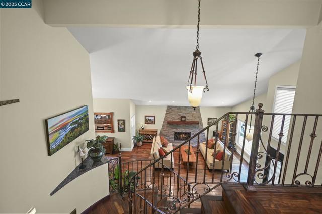 635 Canyon Crest Rd. E., San Ramon CA: https://media.crmls.org/mediaz/c868bc54-5eca-4d71-9542-1c555de88051.jpg