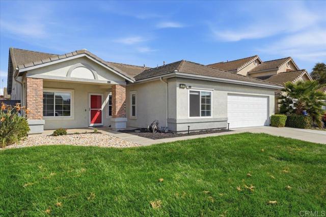 Detail Gallery Image 5 of 29 For 241 Del Mesa St, Oceanside,  CA 92058 - 4 Beds | 2 Baths