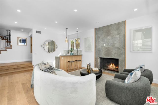 1736 Paseo Del Mar, Palos Verdes Estates CA: https://media.crmls.org/mediaz/c86902f7-d632-42f5-8869-1f6496c07146.jpg