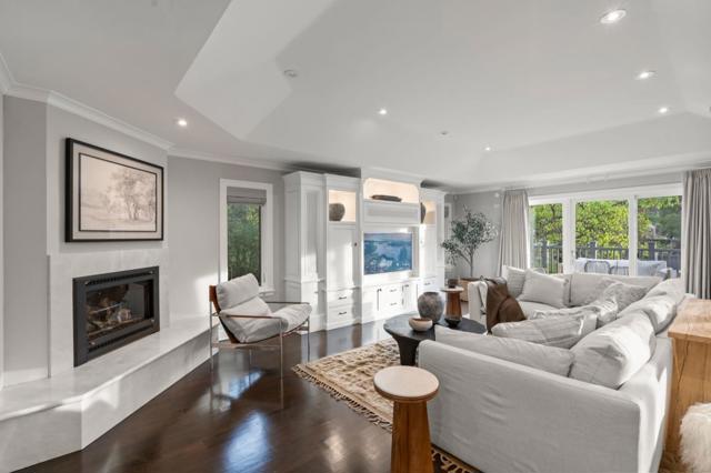 1365 Edgewood Road, Redwood City CA: https://media.crmls.org/mediaz/c869878b-1652-4c7e-b2dd-f88a8e78a38e.jpg