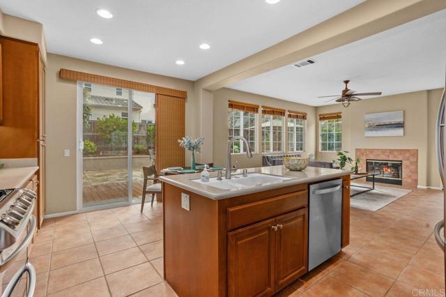 Detail Gallery Image 14 of 37 For 307 Calle De Portola, San Marcos,  CA 92078 - 3 Beds | 2/1 Baths