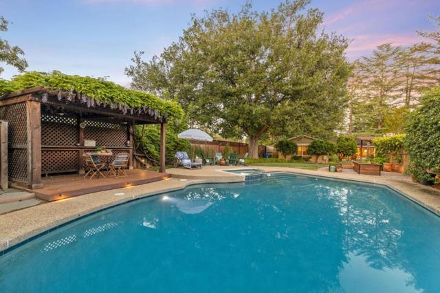 690 Torwood Lane, Los Altos CA: https://media.crmls.org/mediaz/c86b7123-0229-4964-bdaf-f053772c8faf.jpg