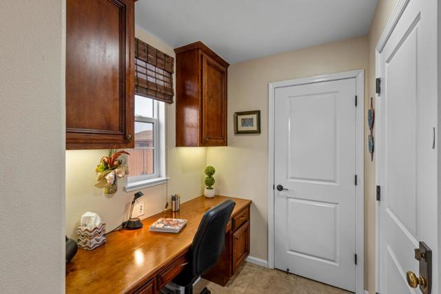 6600 Eagle Ridge Court, Gilroy CA: https://media.crmls.org/mediaz/c86b86b5-d3a4-45ee-a0b8-000dc1dc2bdc.jpg
