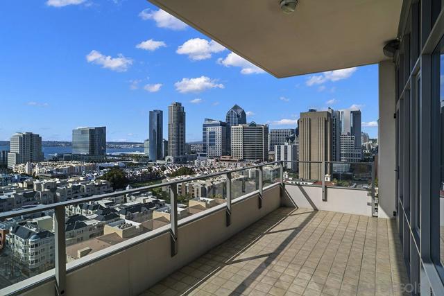 550 Front Street, San Diego, California 92101, 2 Bedrooms Bedrooms, ,2 BathroomsBathrooms,Condominium,For Sale,Front Street,250018930SD