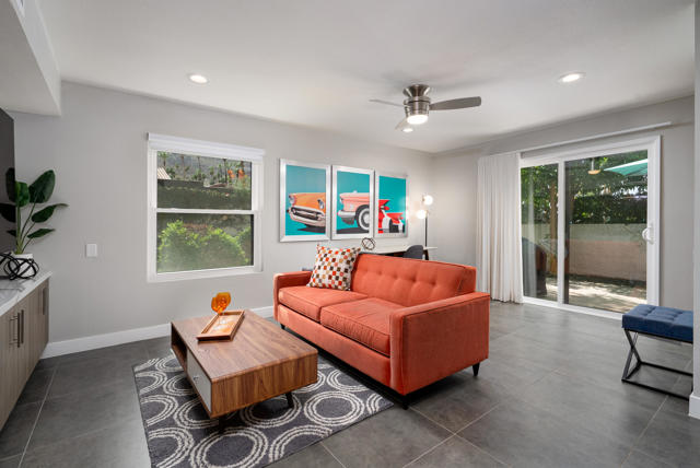 Image 4 of 36 For 290 San Jose Road 52