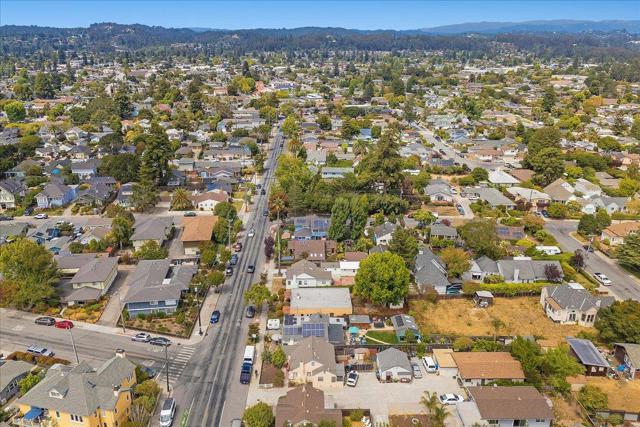 806 Seabright Avenue, Santa Cruz CA: https://media.crmls.org/mediaz/c86e777a-9ac2-4a9e-8ca9-566c03b5a4f6.jpg