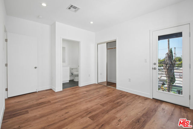 6336 Beck Avenue, 2 photo 21