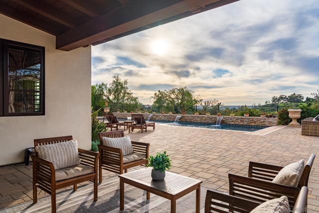 7576 Northern Lights, San Diego CA: https://media.crmls.org/mediaz/c8700496-0f6d-4730-91ac-bf2868183605.jpg