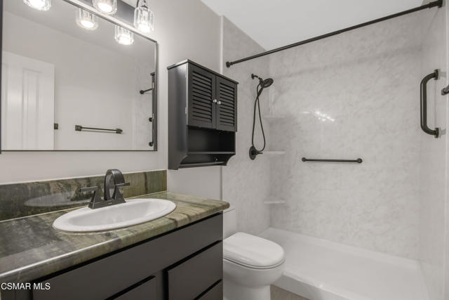 591 Shenandoah Street, Thousand Oaks CA: https://media.crmls.org/mediaz/c87087a6-1821-4e82-89b0-614c1470fca8.jpg
