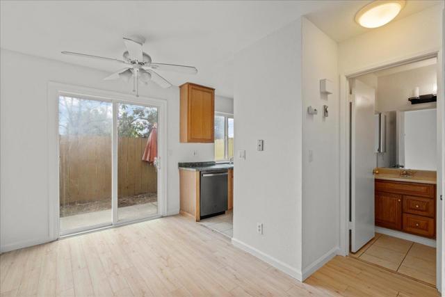 27418 Susan Place, Hayward CA: https://media.crmls.org/mediaz/c8724994-164e-4cc6-944c-d0e357c04de1.jpg