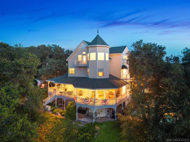 24665 Rancho Santa Teresa Dr, Ramona CA: https://media.crmls.org/mediaz/c8725ee5-366c-4212-9753-e42caea37ed4.jpg
