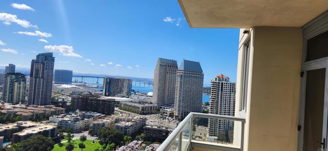 Detail Gallery Image 1 of 17 For 700 W E St #2805,  San Diego,  CA 92101 - 2 Beds | 2 Baths