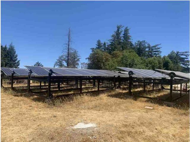 25300 Loma Prieta Avenue, Los Gatos CA: https://media.crmls.org/mediaz/c872be28-6e01-4cf5-9408-f4a9da00e46f.jpg