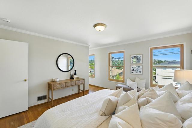 1627 El Verano Way, Belmont CA: https://media.crmls.org/mediaz/c873adac-a6ef-4326-b995-be9162593973.jpg