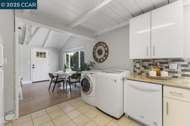 200 El Dorado Ave, Danville CA: https://media.crmls.org/mediaz/c873c0d1-60a1-4962-a292-13fcf287dbb7.jpg