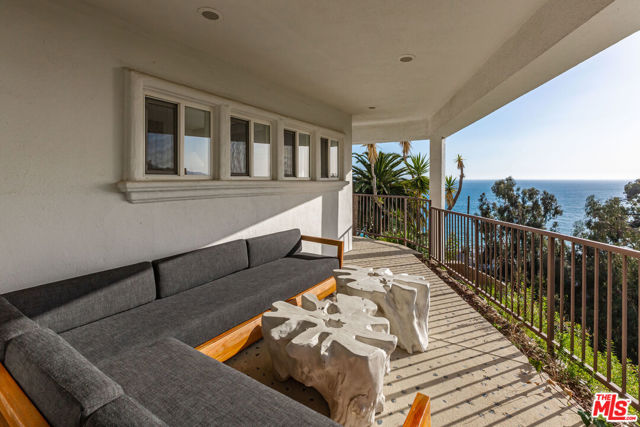 21470 Rambla Vista, Malibu, California 90265, 4 Bedrooms Bedrooms, ,3 BathroomsBathrooms,Single Family Residence,For Sale,Rambla Vista,24368215