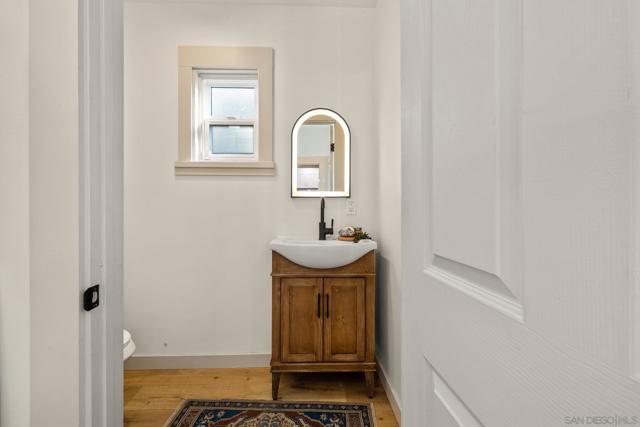 1203 N Normandie Ave, Los Angeles CA: https://media.crmls.org/mediaz/c874655a-a594-4d60-a05e-1ea1fbf8da58.jpg