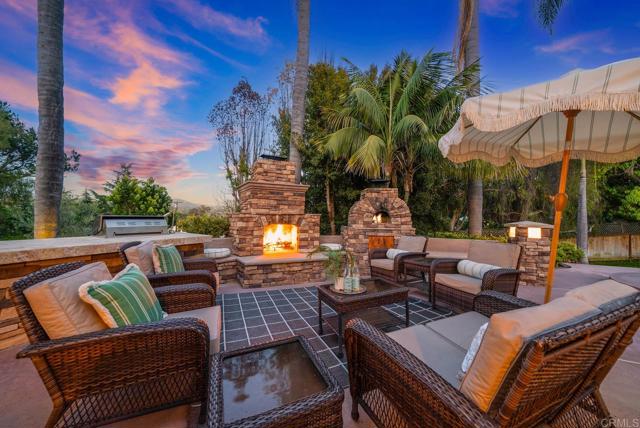 753 Jacquelene Ct, Encinitas CA: https://media.crmls.org/mediaz/c87466ec-0c0f-4635-9d17-e3055c584dac.jpg