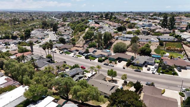 931 Rutgers Ave, Chula Vista CA: https://media.crmls.org/mediaz/c8773916-1888-4c93-b1aa-98a0f0fc5c9b.jpg