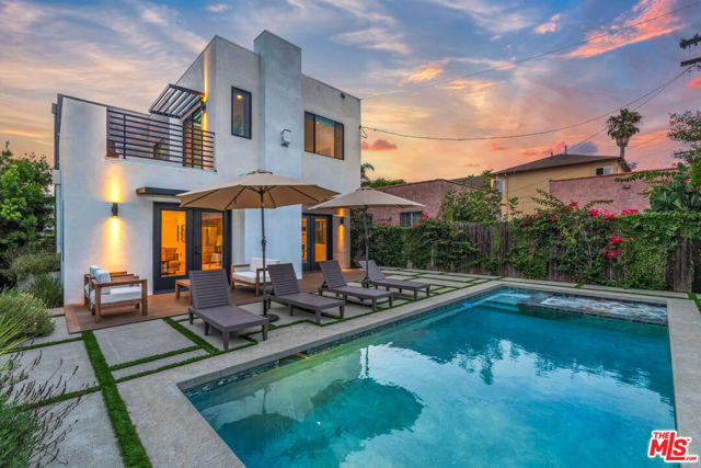 1622 S Mansfield Avenue, Los Angeles CA: https://media.crmls.org/mediaz/c877e8db-056a-4686-a8c9-e27d85215a33.jpg