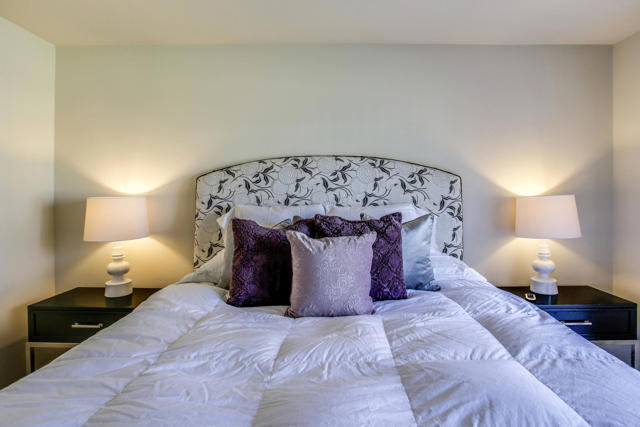 45780 Ocotillo Drive, Palm Desert CA: https://media.crmls.org/mediaz/c8781b39-38e8-4185-878d-d1a5618a5830.jpg