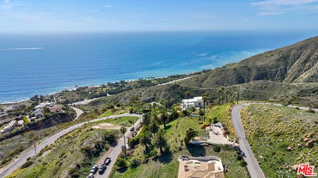 Drew Fenton | 4417 Vista Del Preseas Malibu CA | MLS: 7131479