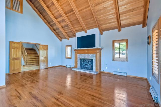 2511 Via Rancheros, Fallbrook CA: https://media.crmls.org/mediaz/c878c8a2-852a-452e-9820-b503e1add549.jpg