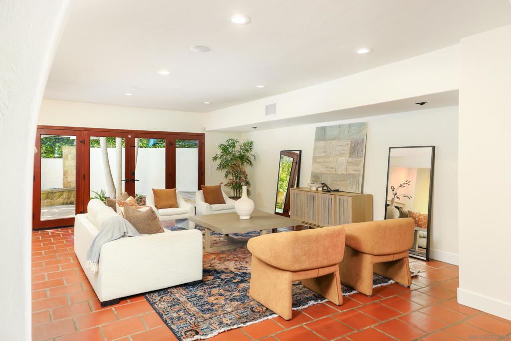2065 Soledad Avenue - photo 19