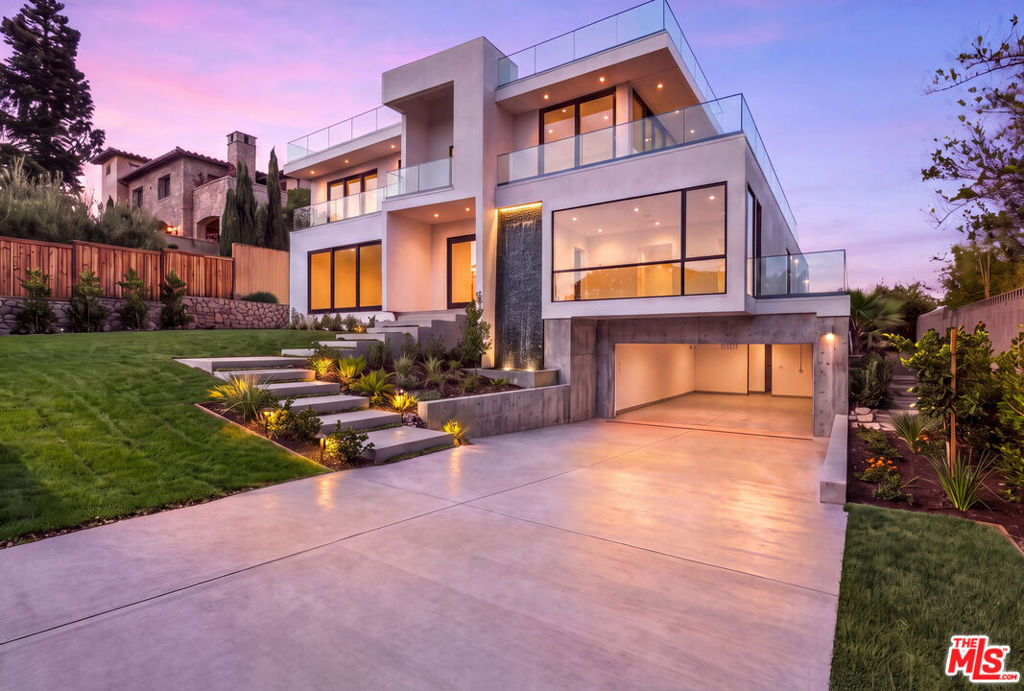 MLS #26969825 image #2