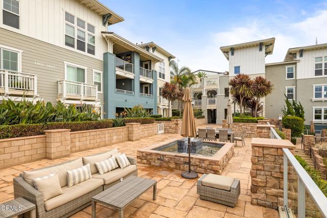 1423 Windshore Way, Oxnard CA: https://media.crmls.org/mediaz/c879f8a2-894b-45ac-bdf3-cd6639ef828b.jpg