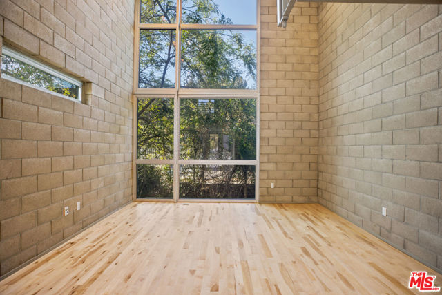  Commercial for Sale in Los Angeles, California